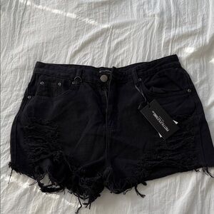 PrettyLittleThing Black Ripped Jean Shorts